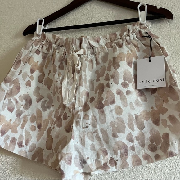 NWT Bella Dahl Ruffle Waist Short in Mojave Spots Print Size Small - Picture 8 of 10